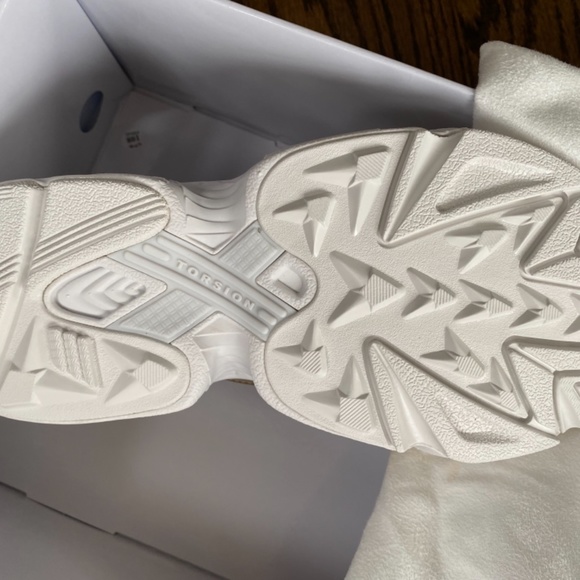 Adidas Falcon Women Gold sneaker - Picture 8 of 9